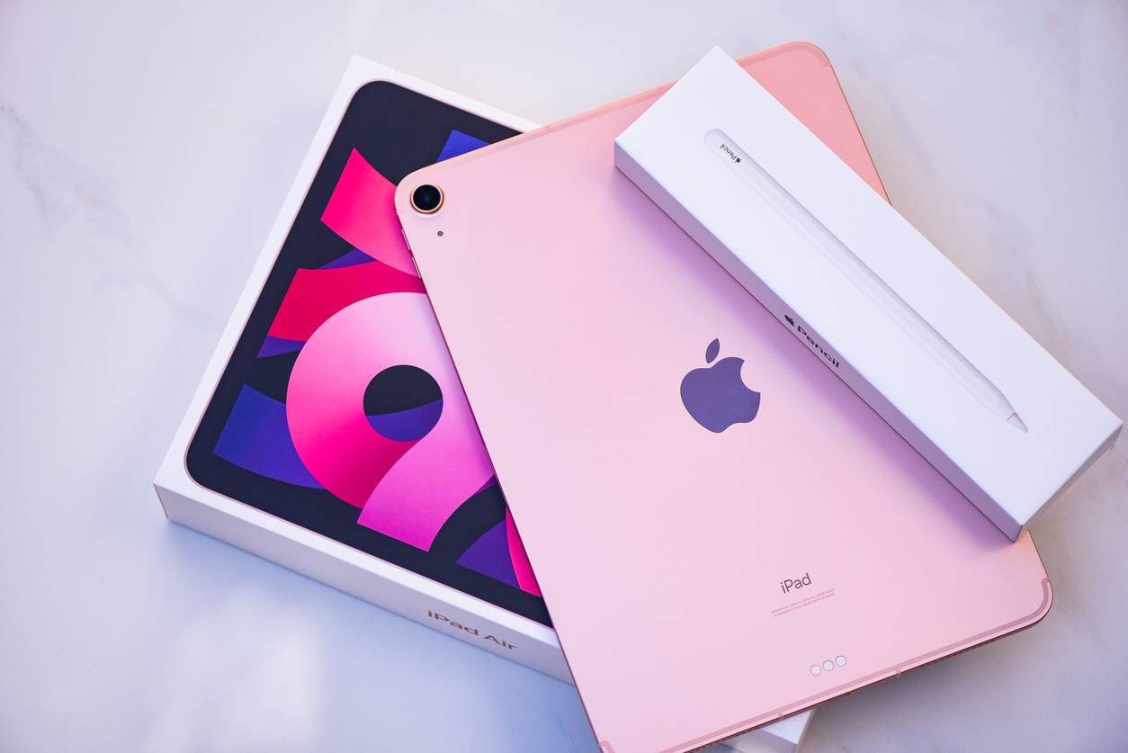 iPad Air puce M1